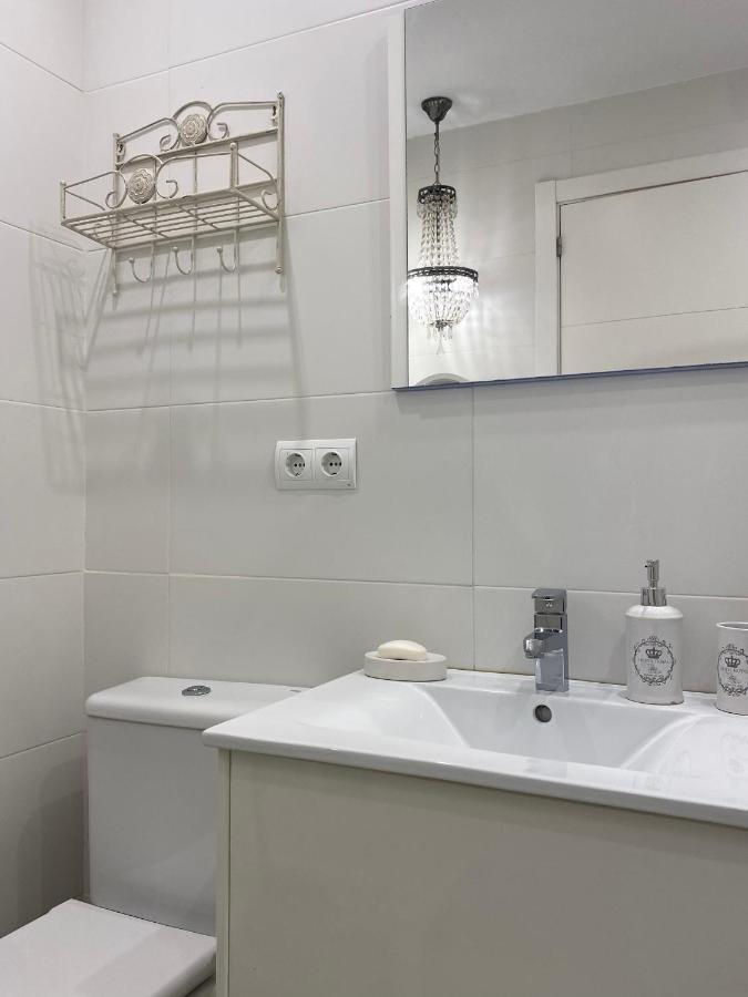 Benal Beach Apartments Benalmádena Eksteriør billede