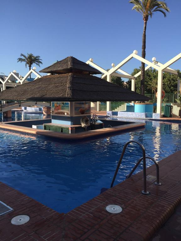 Benal Beach Apartments Benalmádena Eksteriør billede